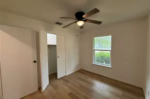 1204 Aransas St, Lockhart, TX 78644 - Photo 13