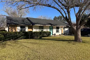 1204 Aransas St, Lockhart, TX 78644 - Photo 1
