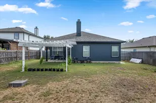 112 Flinn St, Hutto, TX 78634 - Photo 7