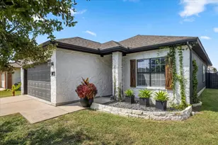 112 Flinn St, Hutto, TX 78634 - Photo 1