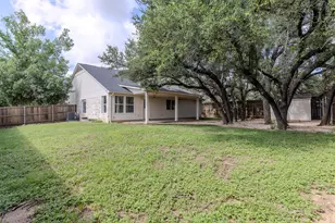 1000 Woodview Dr, Georgetown, TX 78628 - Photo 33