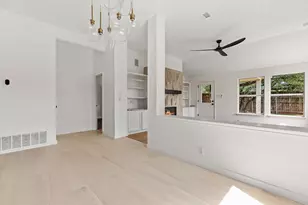 1000 Woodview Dr, Georgetown, TX 78628 - Photo 15