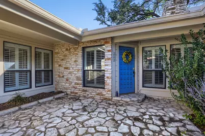 208 Crescent Bluff, Lakeway, TX 78734 - Photo 3