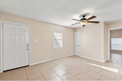 410 Thorndale #A, Taylor, TX 76574 - Photo 11