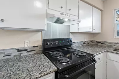 410 Thorndale #A, Taylor, TX 76574 - Photo 21