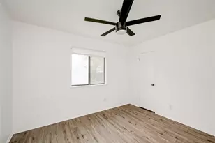 6705 Lancret Hill Dr, Austin, TX 78745 - Photo 17