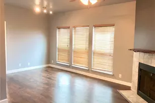 2414 Longview St, Austin, TX 78705 - Photo 3