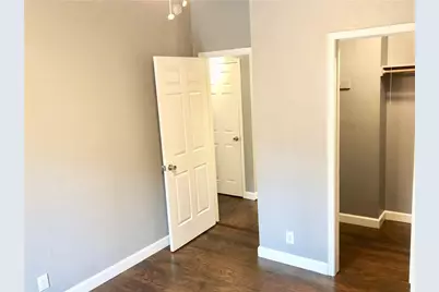 2414 Longview Street #303, Austin, TX 78705 - Photo 19