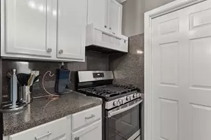 1182 Angelina St, Austin, TX 78702 - Photo 11