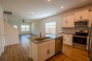 112 Perfect World Loop, Jarrell, TX 76537 - Photo 15