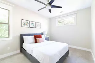 614 Terrell Hill Dr, Austin, TX 78704 - Photo 13