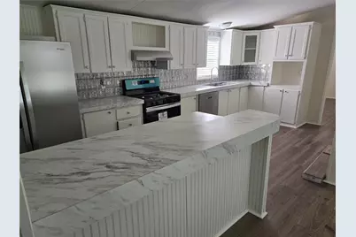 2807 Lone Tree Road, Victoria, TX 77901 - Photo 1