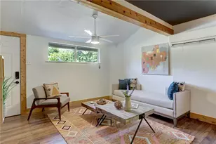 1007 Prospect Ave, Austin, TX 78702 - Photo 9