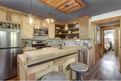 1007 Prospect Avenue, Austin, TX 78702 - Photo 15