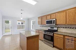 11216 Crazy Well Dr, Austin, TX 78717 - Photo 13