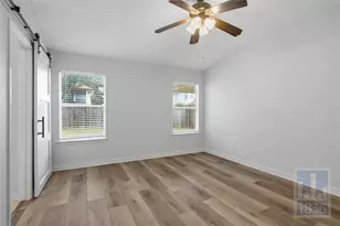 11216 Crazy Well Dr, Austin, TX 78717 - Photo 17