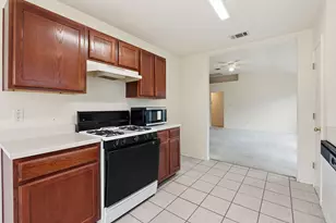 116 Blue Ridge Trail, Elgin, TX 78621 - Photo 11