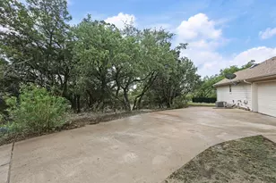 21105 Newport Cove, Lago Vista, TX 78645 - Photo 35