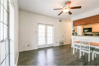 912 W 22nd Street #202, Austin, TX 78705 - Photo 3