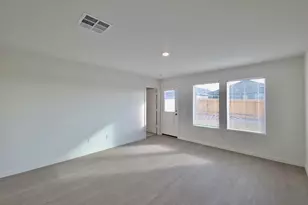 233 Streaking Star Dr, Hutto, TX 78634 - Photo 5