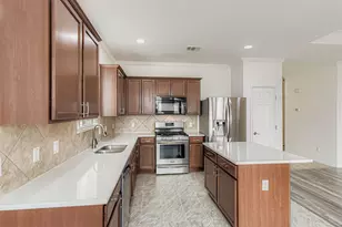 334 Nandina Dr, Buda, TX 78610 - Photo 9