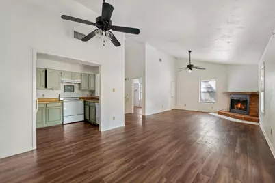 903-905 Hillyer Street, San Marcos, TX 78666 - Photo 9