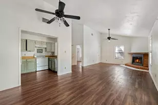 903/905 Hillyer St, San Marcos, TX 78666 - Photo 9