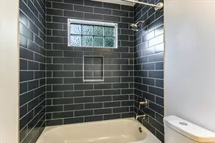 302 Valley Dr, Wimberley, TX 78676 - Photo 15