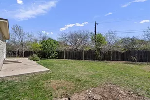 125 Palestine Cove, Hutto, TX 78634 - Photo 33