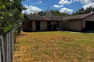 500 Hosack St, Taylor, TX 76574 - Photo 31