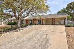 3807 Cedar Glen, Lago Vista, TX 78645 - Photo 29