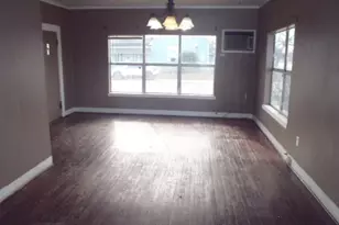 901 E Central Ave, Nixon, TX 78140 - Photo 21