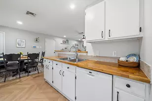 705 Dulwich St, Austin, TX 78748 - Photo 9