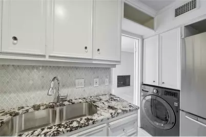 2404 McCall Road #A, Austin, TX 78703 - Photo 11