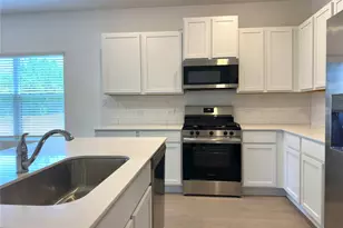 158 Cibolo Creek Loop, Bastrop, TX 78602 - Photo 5