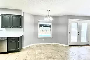 13242 Kerrville Folkway, Austin, TX 78729 - Photo 19