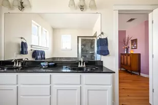 2201 Zach Scott St, Austin, TX 78723 - Photo 17