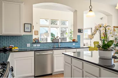 2201 Zach Scott Street, Austin, TX 78723 - Photo 9