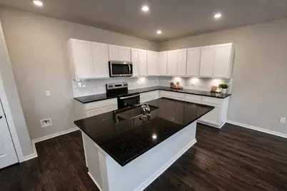 173 Sleep Hollow, Jarrell, TX 76537 - Photo 5