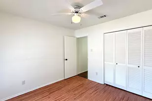10105 Oak Hollow Dr, Austin, TX 78758 - Photo 11