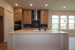 328 Marisol Bnd, Georgetown, TX 78626 - Photo 3