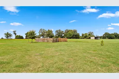 1606 County Road 216, Giddings, TX 78942 - Photo 31