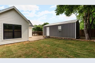 402 E Ash Drive, Johnson City, TX 78636 - Photo 29