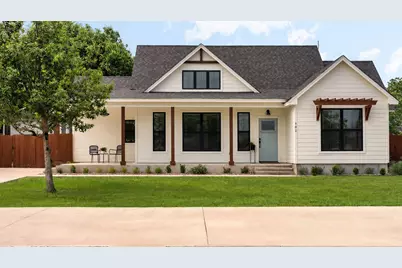 402 E Ash Drive, Johnson City, TX 78636 - Photo 1