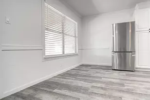 2513 Dovehill Dr, Austin, TX 78744 - Photo 9