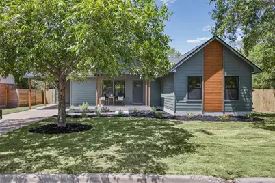 705 Campbell Street, Lockhart, TX 78644 - Photo 1