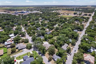 705 Campbell Street, Lockhart, TX 78644 - Photo 23