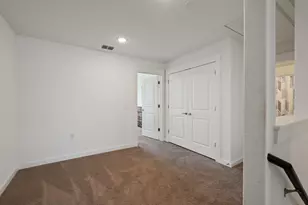 15216B Sweet Mimosa Dr, Del Valle, TX 78617 - Photo 11