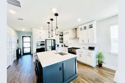 8504 Pine Muhly Drive, Lago Vista, TX 78645 - Photo 7