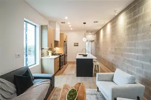 700 Denson Dr, Austin, TX 78752 - Photo 5